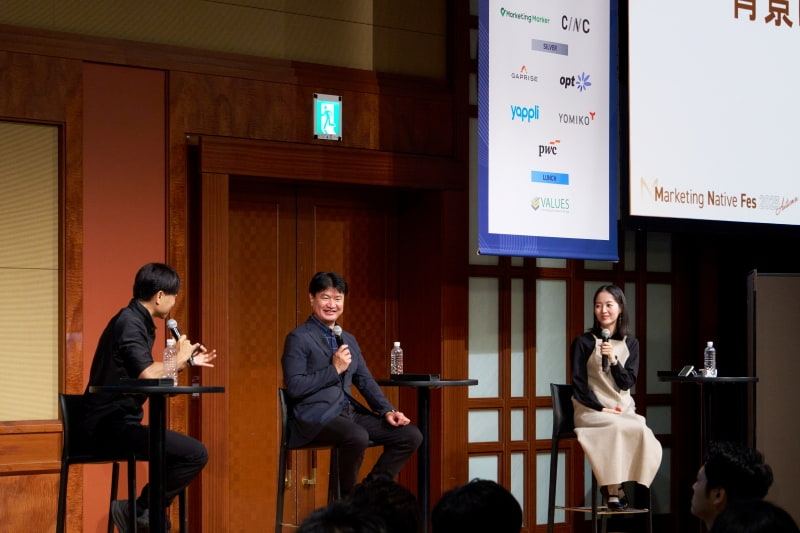 写真左から友澤大輔さん、成田敏博さん、ハヤカワ五味さん